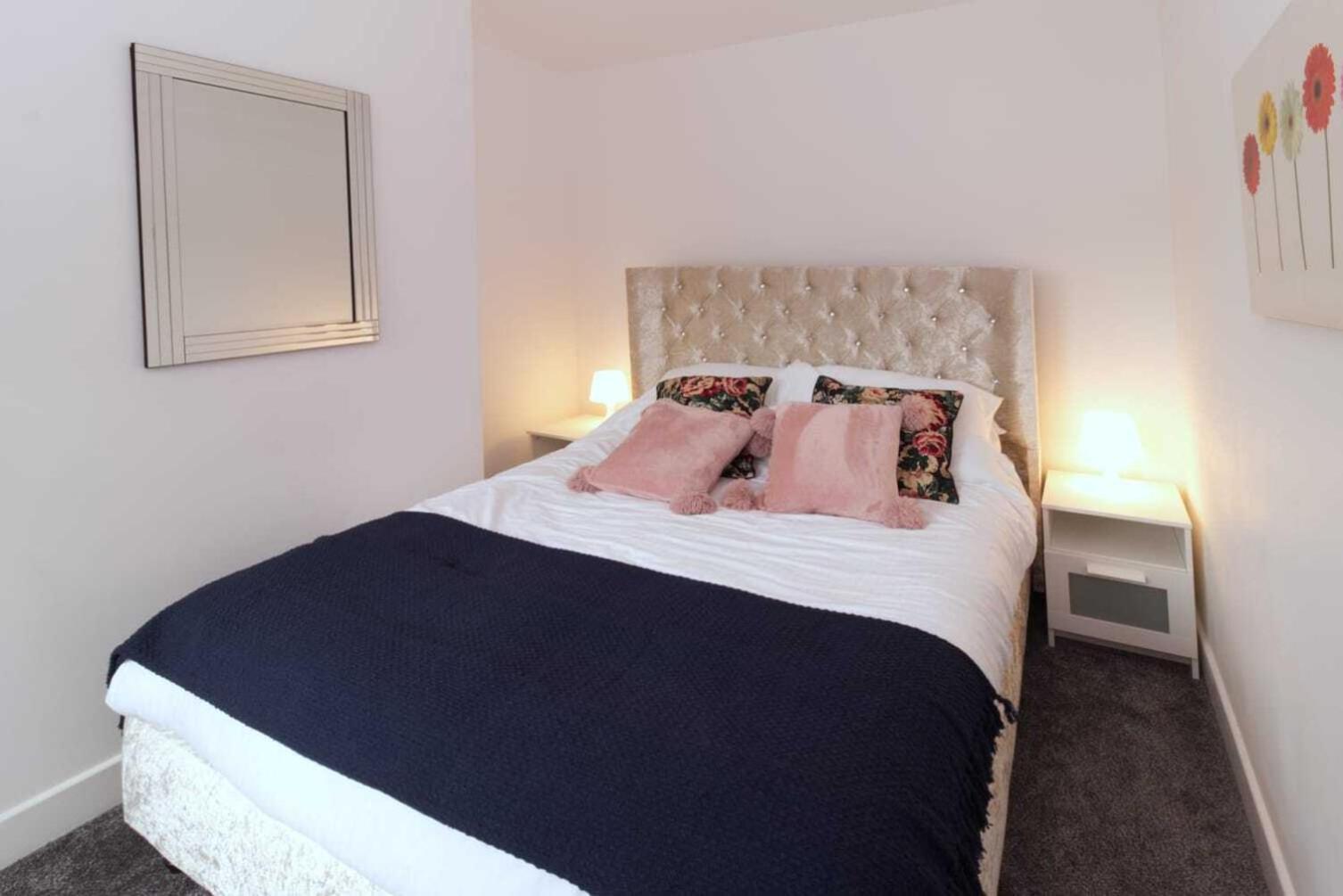 Rydal House 2 Bedroom House With Upstairs Bathroom Newton-le-Willows Bilik gambar